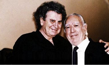 ΜΙΚΗΣ ΘΕΟΔΩΡΑΚΗΣ ΚΑΙ ANTONY QUINN ΔΥΟ ΙΕΡΑ ΤΈΡΑΤΑ ΠΟΥ ΔΥΣΤΥΧΏΣ ΔΕΝ ΒΡΊΣΚΟΝΤΑΙ ΠΛΈΟΝ ΣΤΗΝ ΖΩΉ