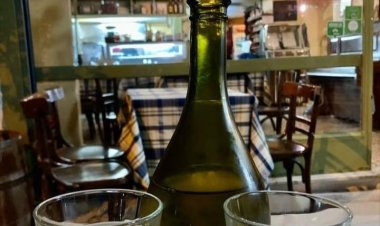 ΜΕΖΕΔΟΠΩΛΕΙΟ Η ΛΕΣΒΟΣ