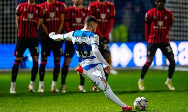 3 διπλές Παρασκευής ... ταμείο