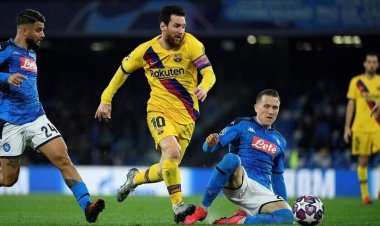 2 άσσοι μιά διπλή Κυριακής ταμείο