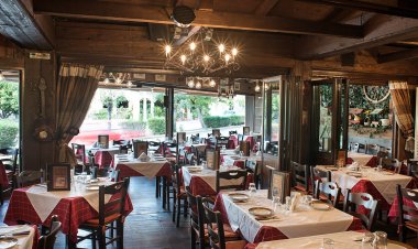 Μουσικό Μεζεδοπωλείο Αρχοντικό