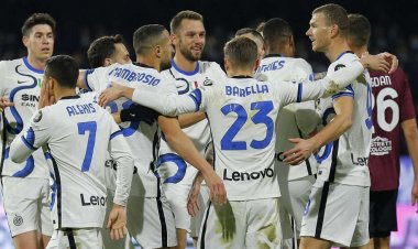 2 διπλές και ένας άσσος Παρασκευής ταμείο