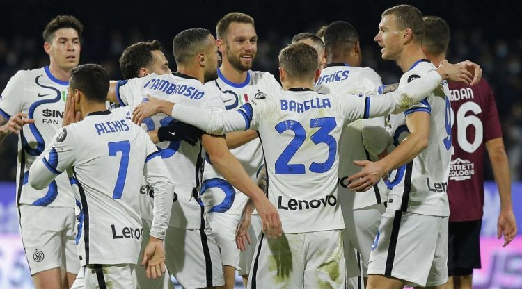 2 διπλές και ένας άσσος Παρασκευής ταμείο