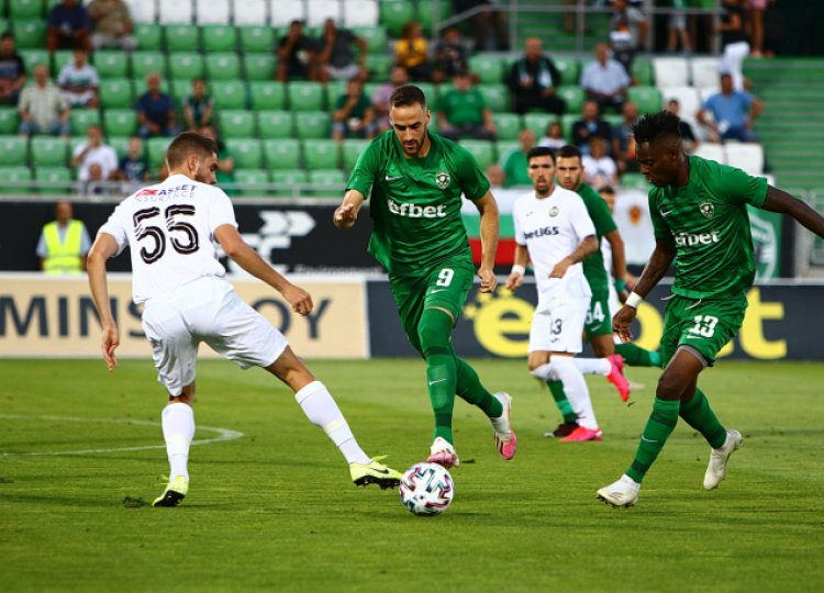 Thunder Κυριακής ταμείο