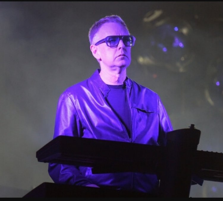 ANDREW FLETCHER ΣΟΚ ΚΑΙ ΘΛΊΨΗ ΓΙΑ ΤΟΝ ΞΑΦΝΙΚΌ ΧΑΜΟ ΤΟΥ