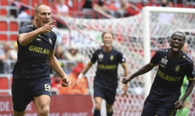 Super-ball Παρασκευής ταμείο