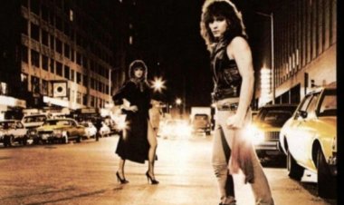 BON JOVI 'RUNAWAY' ΑΠΌ ΤΑ ΩΡΑΙΌΤΕΡΑ ROCK ΤΡΑΓΟΎΔΙΑ ΌΛΩΝ ΤΩΝ ΕΠΟΧΏΝ