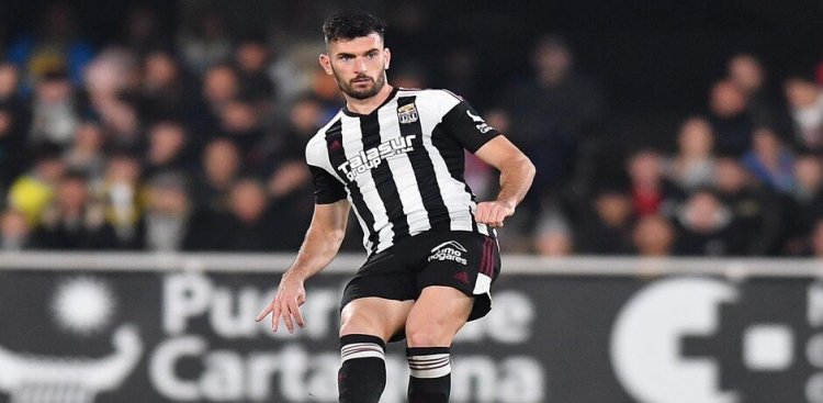 Late Παρασκευής ταμείο