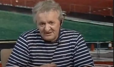 Ο Γιώργος Γεωργίου δίνει πάσα στους ακροατές του