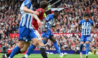 Σπουδαία νίκη της Μπραιτον  στο Μάντσεστερ  επί της Γιουναιτεντ  με σκορ 3-1