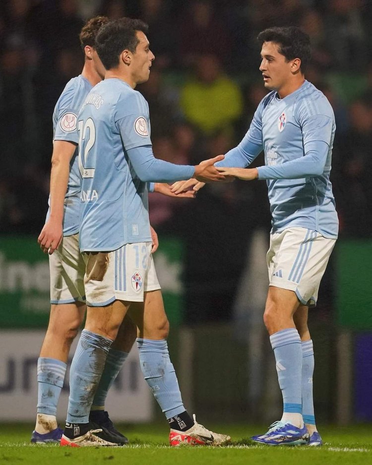 Βρήκε ξανά τα γκολ Ο Δουβίκας , Στην Ισπανία