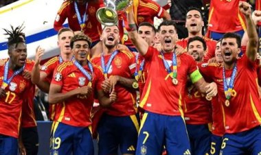 Η Επιστροφή Στην Κορυφή