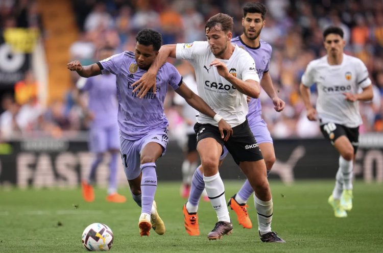 ΠΡΟΤΕΙΝΌΜΕΝΑ ΣΗΜΕΊΑ ΚΟΛΩΝΑ BY MAKISVOGDOPOULOS