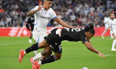 ΚΟΛΩΝΑ ΣΑΒΒΑΤΟΥ BY MAKISVOGDOPOULOS