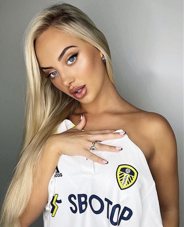 ΚΟΛΩΝΑ ΠΑΡΑΣΚΕΥΉΣ BY MAKISVOGDOPOULOS