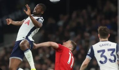 ΠΡΟΤΕΙΝΌΜΕΝΗ ΚΟΛΩΝΑ ΓΚΟΛ ΓΚΟΛ BY MAKIS VOGDOPOULOS