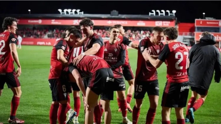 5ΑΔΑ ΓΚΟΛ ΓΚΟΛ BY MAKIS VOGDOPOULOS