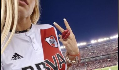 ΚΟΛΩΝΑ ΗΜΕΡΑΣ BY MAKIS VOGDOPOULOS