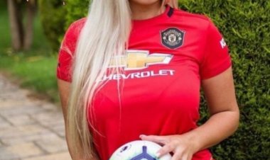 ΚΟΛΩΝΑ ΚΥΡΙΑΚΗΣ BY MAKIS VOGDOPOULOS